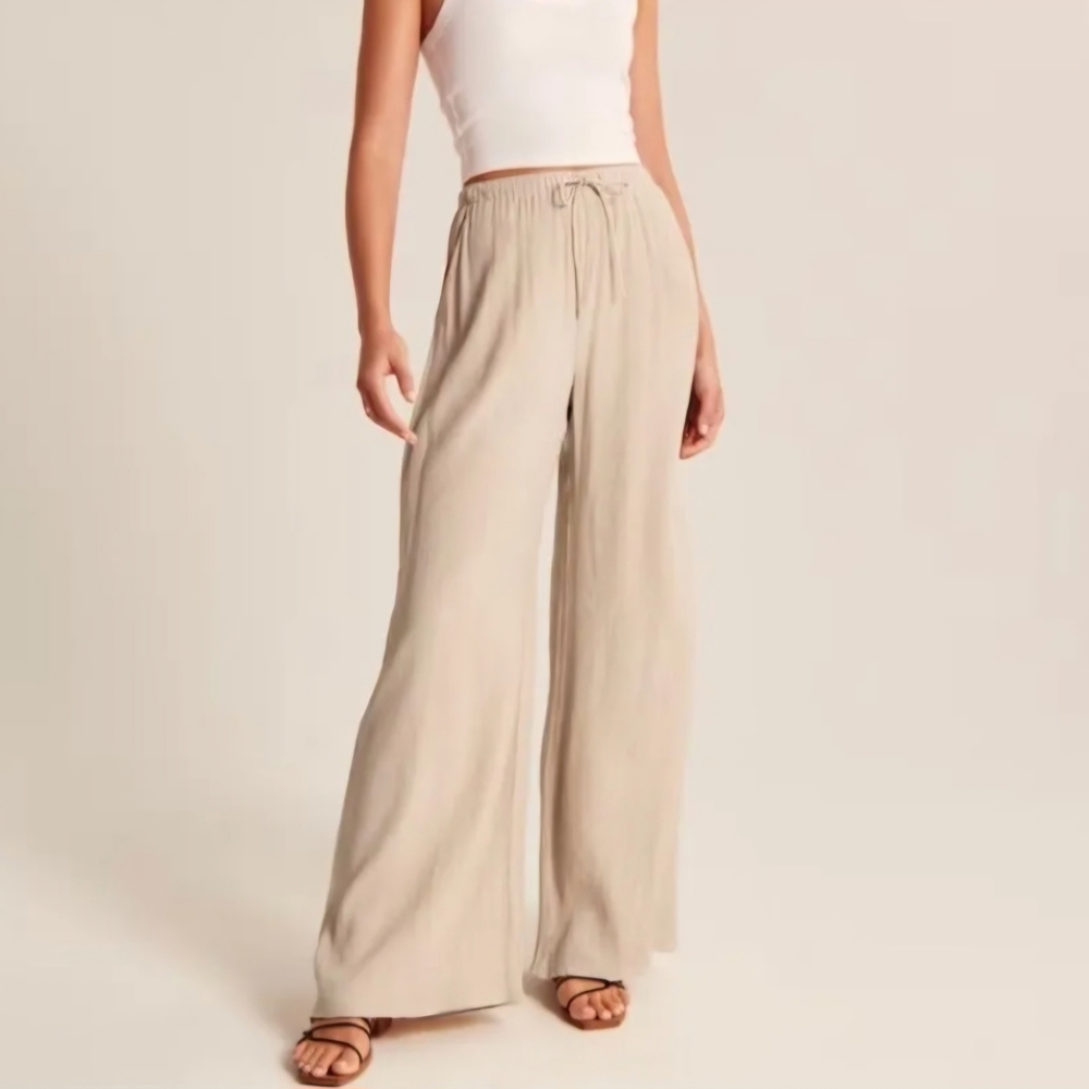 Women's Beige Wide-Leg Pants